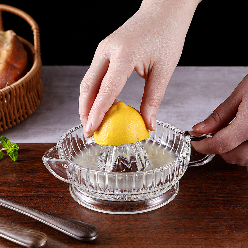 Creative household manual glass lemon juicer 16