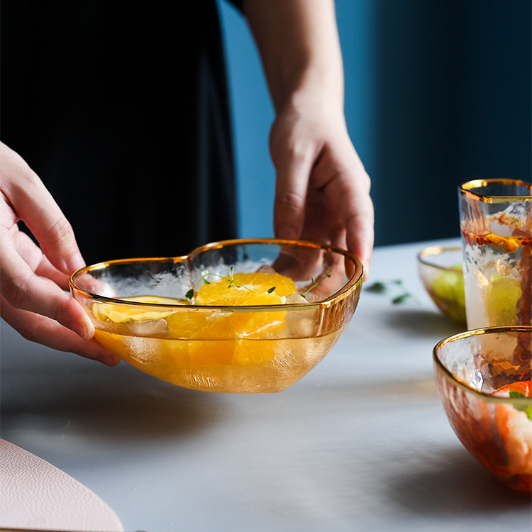 Japanese-style champagne-colored glass bowl with gold rim 43
